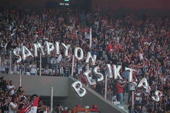 Şampiyon Beşiktaş kupasına kavuştu 12