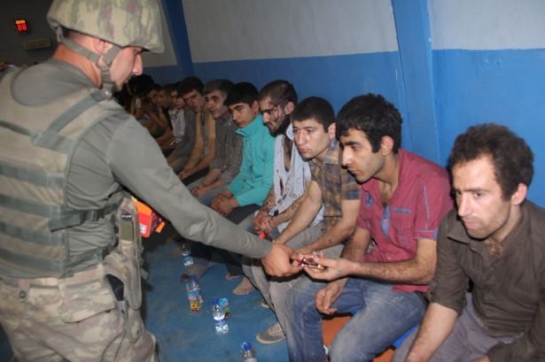 Mardin'de PKK'lılar böyle teslim oldu! 48