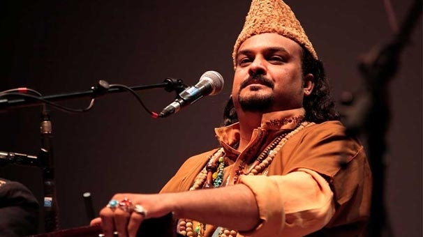Pakistanlı ünlü şarkıcı Sabri arabasında öldürüldü 2