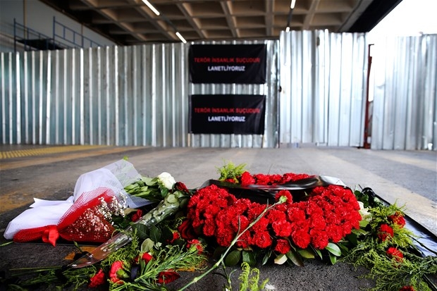 Atatürk Havalimanı'nda hayatını kaybedenlere dua edildi 22