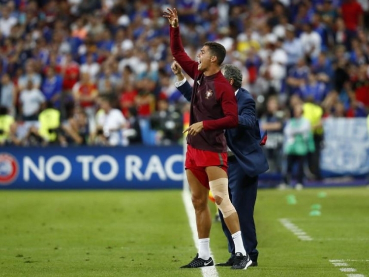 Ronaldo'nun menajerliğe soyunduğu dakikalar 5