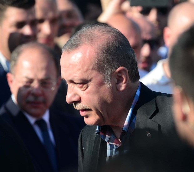 Cumhurbaşkanı Erdoğan gözyaşlarını tutamadı 15