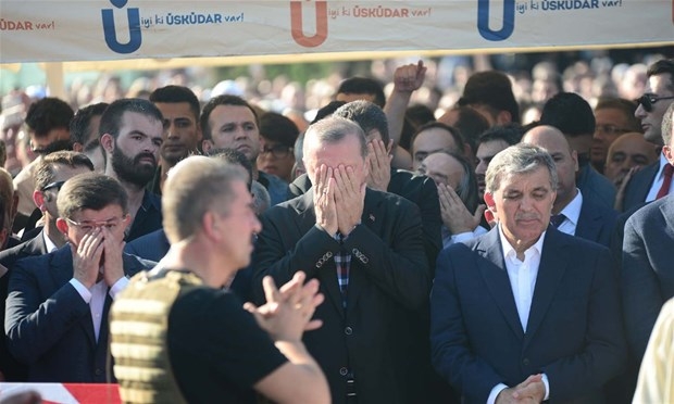 Cumhurbaşkanı Erdoğan gözyaşlarını tutamadı 7