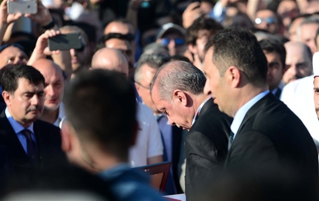 Cumhurbaşkanı Erdoğan gözyaşlarını tutamadı 8