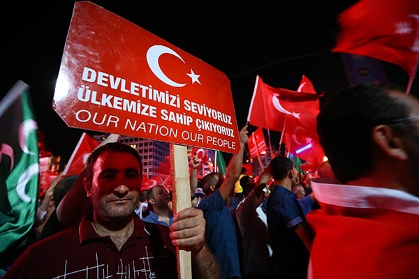 Ankara'da demokrasi nöbeti sürüyor 3