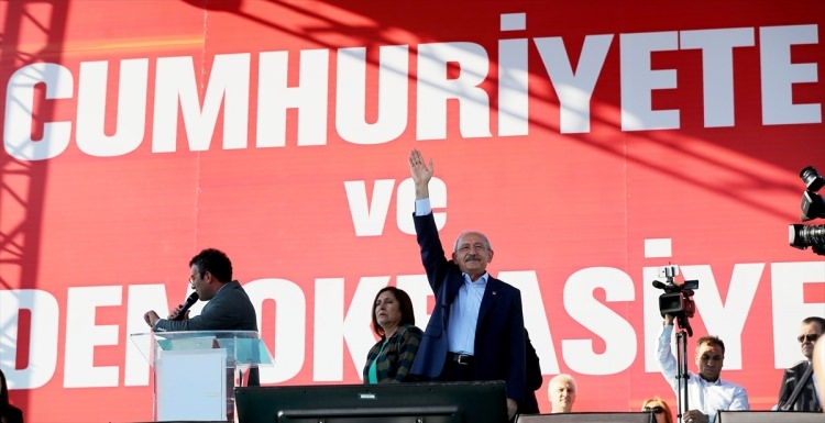 Taksim'de demokrasi mitingi 17