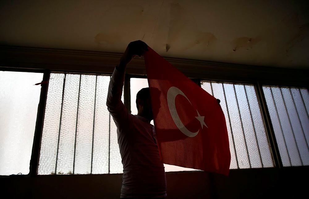 Türk bayraklarına talep arttı, kumaş yetişmiyor 9