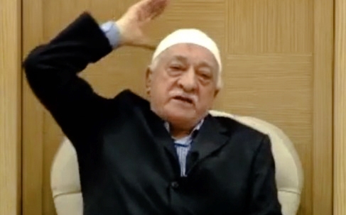 Fethullah Gülen'in cübbesinin sırrı ne? 2