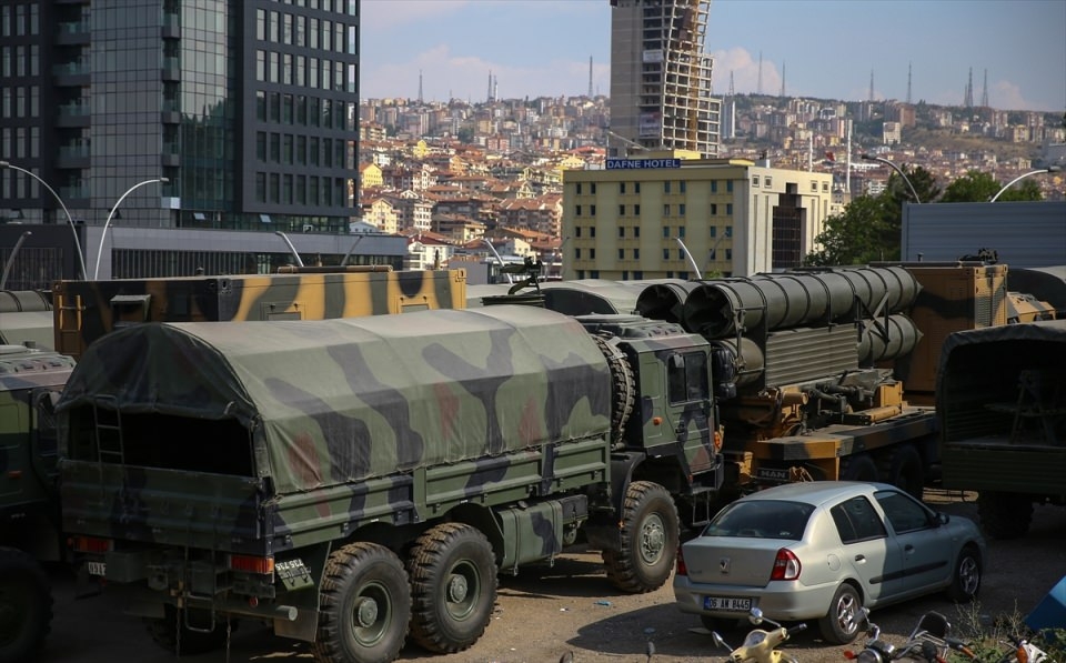 Tankların ezdiği araçlar Ankara Emniyet Müdürlüğün'de tutuluyor 21