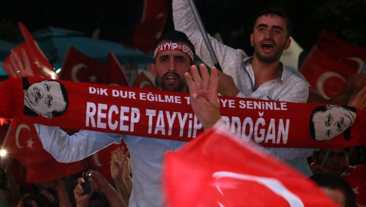 Cumhurbaşkanı Erdoğan demokrasi nobetinde 20