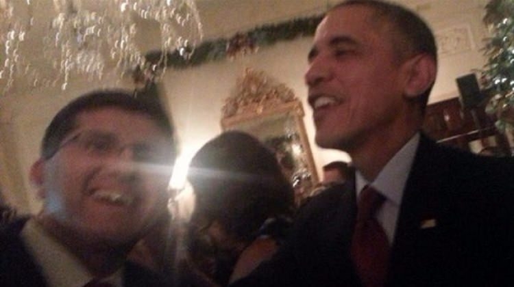 Obama darbecilerle selfie yaptı 1