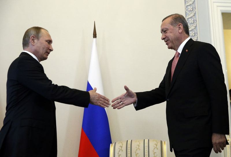 Putin'in Erdoğan'ı ağırladığı sarayın sırrı 16