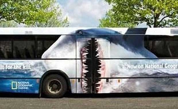 En şaşırtıcı otobüs reklamları 10