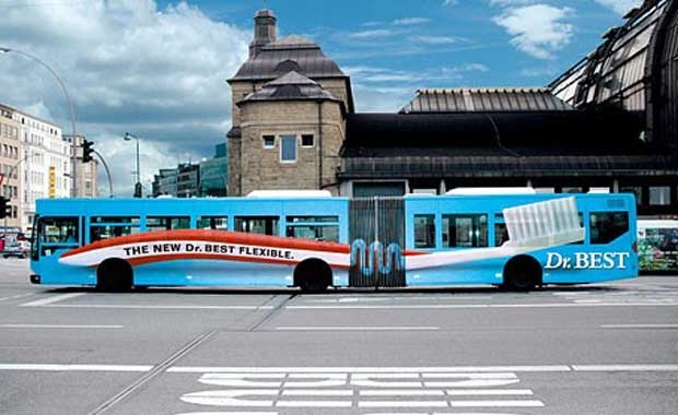 En şaşırtıcı otobüs reklamları 12