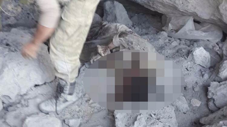PKK'lı cesetleri etrafa saçılmış! 10