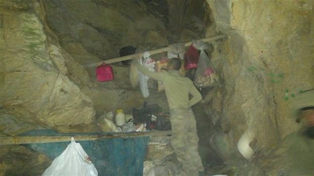PKK'nın tünellerine girildi 5