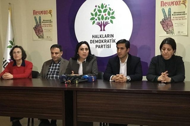 HDP'lilerin meclis kararı ne anlama geliyor? 13