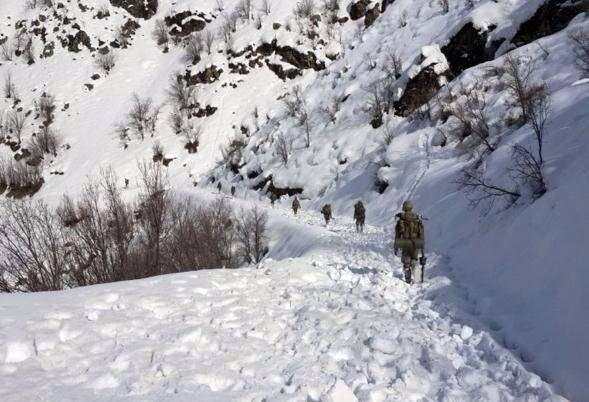 Asker PKK'ya göz açtırmıyor 35