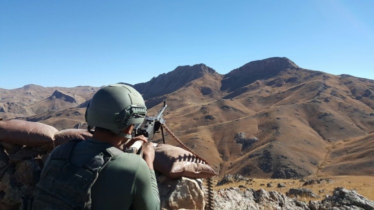 Asker PKK'ya göz açtırmıyor 57
