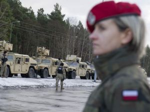 ABD'den Polonya'ya asker ve teçhizat sevkiyatı