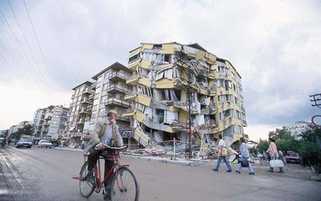 Marmara depreminin 18. yıldönümü 23