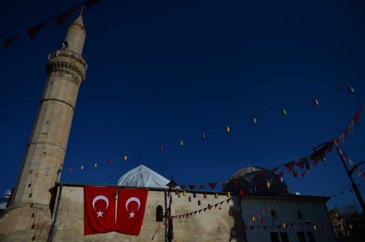 PYD/PKK'nın cami saldırısı "ibret" olacak 5