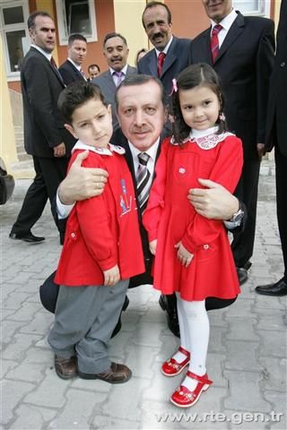 ERDOĞAN'IN ÖZEL KARELERİ 25