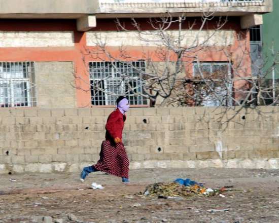 PKK'LI ERKEKLERİN YENİ MODASI: ETEK 2