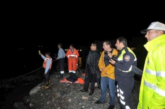 Antalya'da Sel: 3 Çocuk Kayıp 7