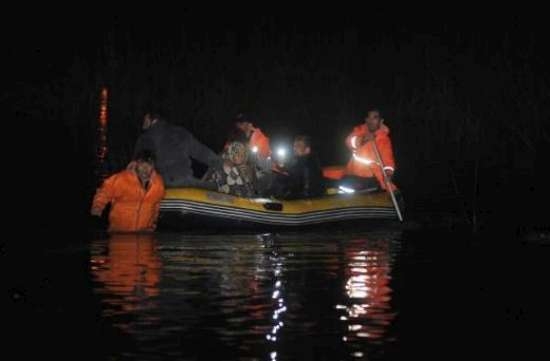 Antalya'da Sel: 3 Çocuk Kayıp 8