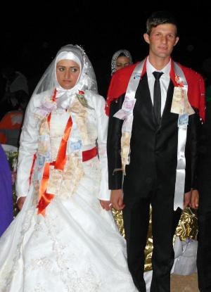 Türkiye'de Kaç Çeşit Evlilik Var? 13