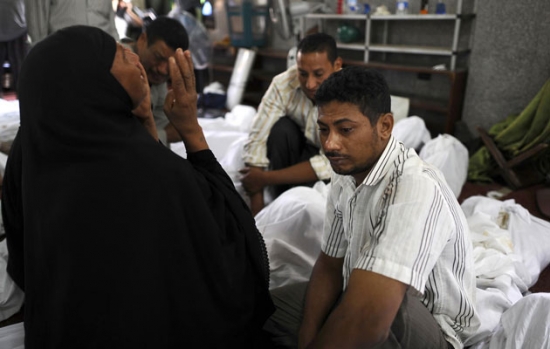 Mısır'da Katledilenler Camiye Dolduruldu 9