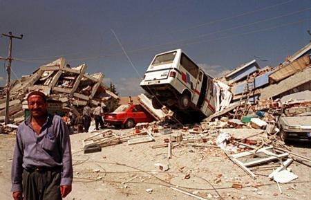 17 Ağustos 1999 Marmara Depremi 18