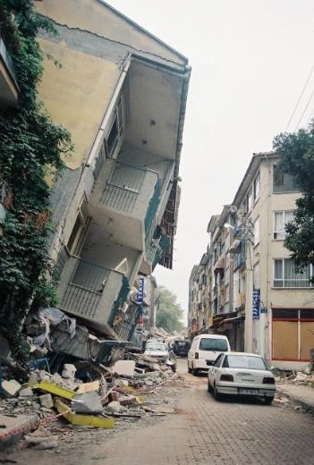 17 Ağustos 1999 Marmara Depremi 2
