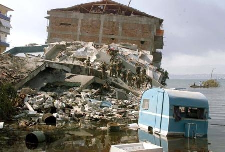 17 Ağustos 1999 Marmara Depremi 33
