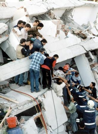 17 Ağustos 1999 Marmara Depremi 37