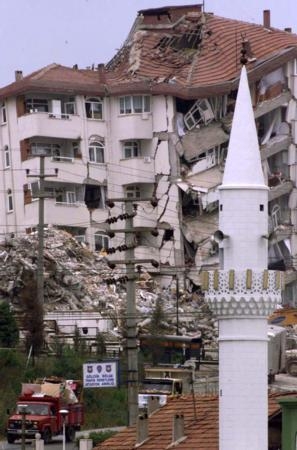 17 Ağustos 1999 Marmara Depremi 67