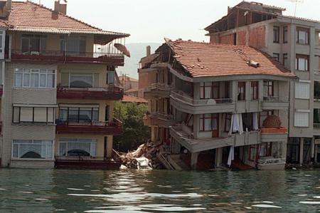 17 Ağustos 1999 Marmara Depremi 72