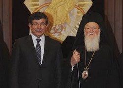Davutoğlu'ndan gayrimüslim açılımı