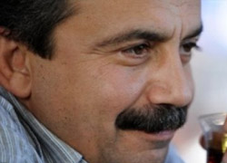  BDP'li vekilin zor anları!