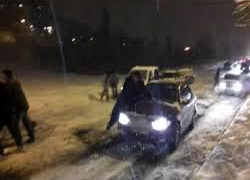 Kar yağışı trafiği olumsuz etkiledi, 150 kaza yaşandı