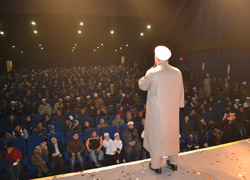 Fatih'ten "örnek genç" konferansları
