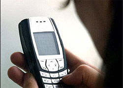 Cep telefonu dolandırıcılarına dikkat