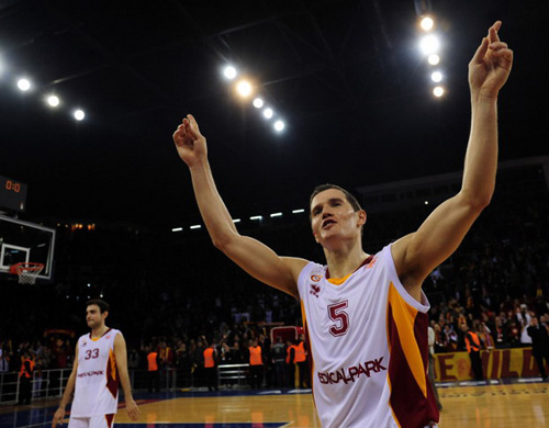 Türk gecesinde kazanan Galatasaray: 64-56