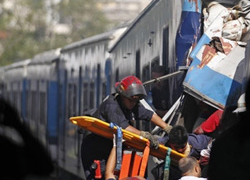 Arjantin'de tren kazası: En az 49 ölü