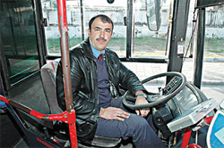 İzmir Belediyesinden namaz kılana eziyet
