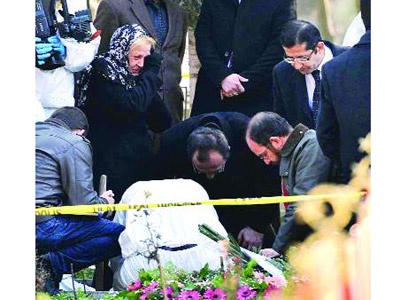 'Ölümün izi alnında değil ensesinde'