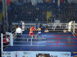 Ağabeyini yenerek Türkiye şampiyonu oldu