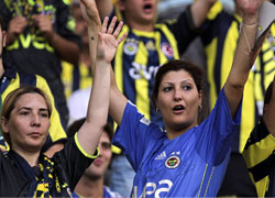 Kadıköy'de kadınların ve çocukların gecesi