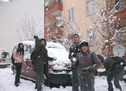Kar yağışı iki ilde okulları tatil etti